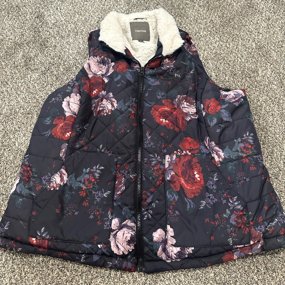 Maurices vest